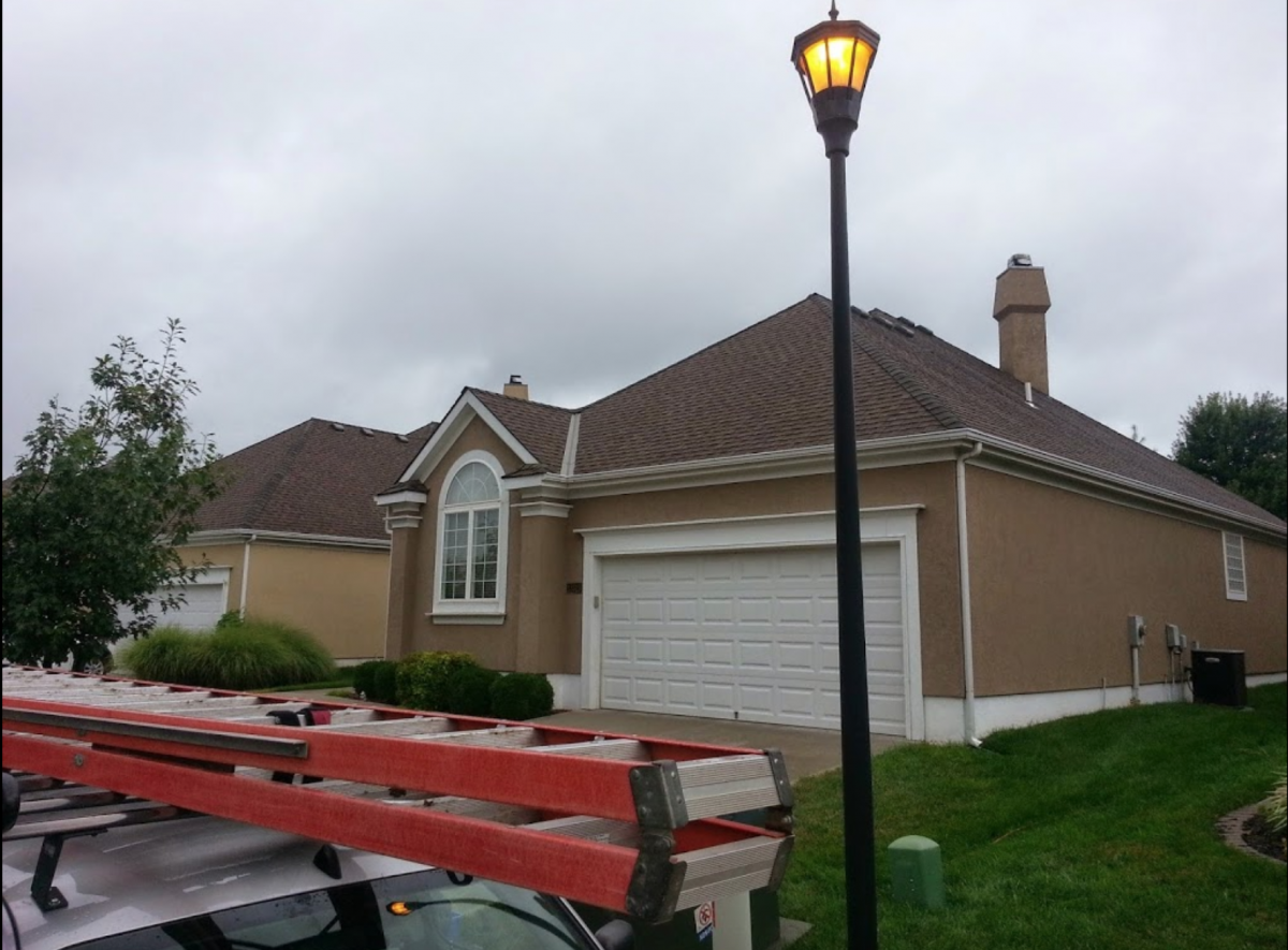 Exterior house lighting installation